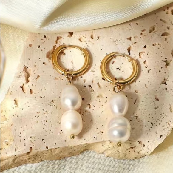 Gold and Pearl huggie drop earrings ✨ - Picture 2 of 3